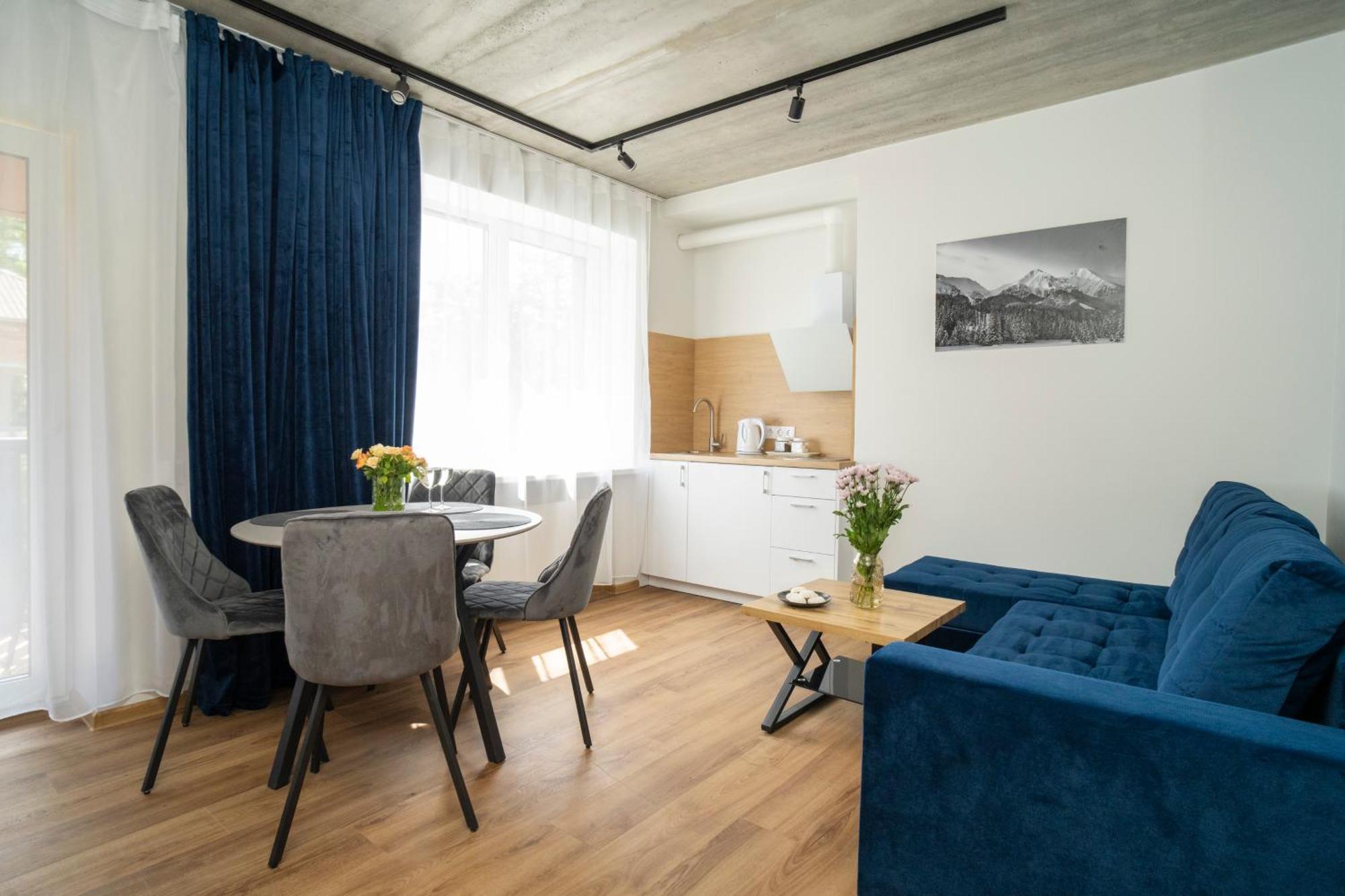 Fort63 Apartments Kaunas Szoba fotó